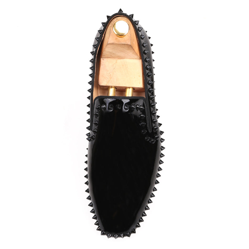 Piergitar handmade black patent leather men tassel shoes fashion red bottom  men's loafers spiked design men flats plus size